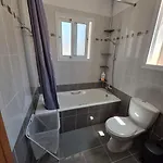 Ithaki Garden Cozy 1br Universal