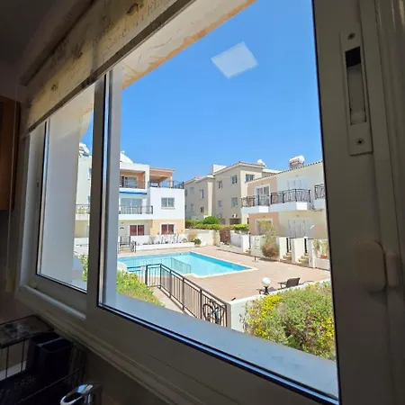 Ithaki Garden Cozy 1br Universal *