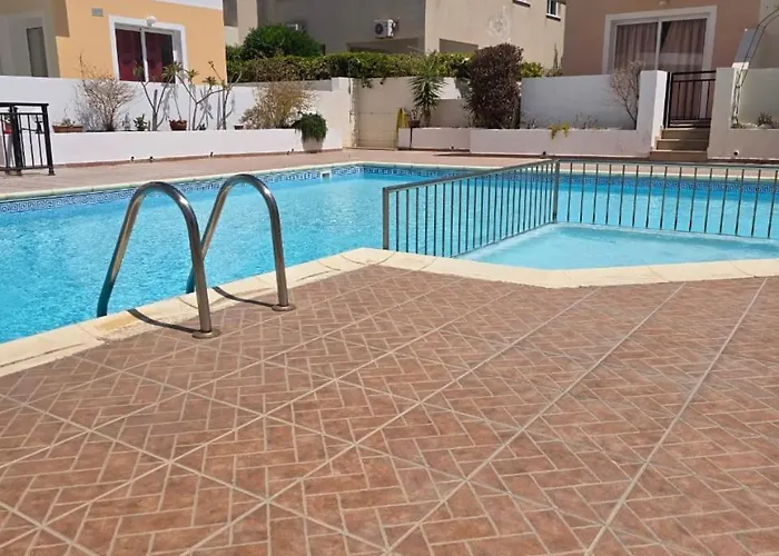 Ithaki Garden Cozy 1br Universal *