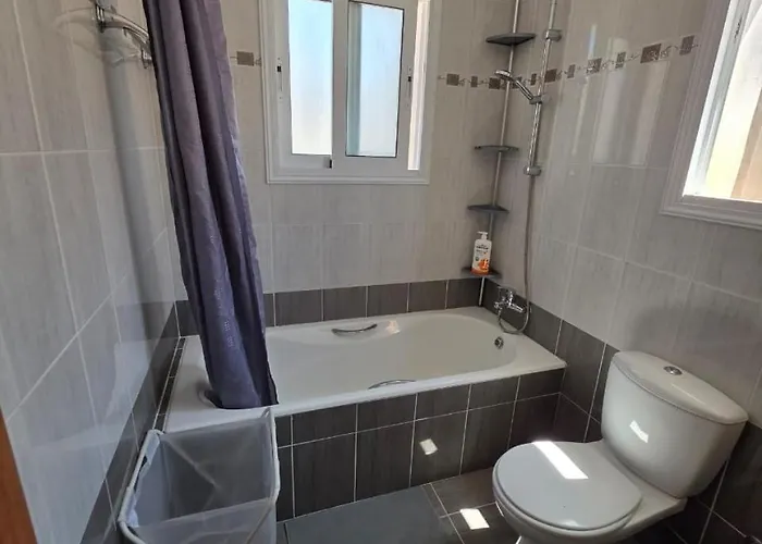 Ithaki Garden Cozy 1br Universal